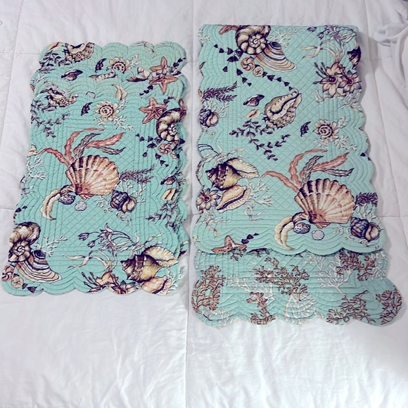 Under the Sea quilted 6 place mats and one table runner - Picture 2 of 3